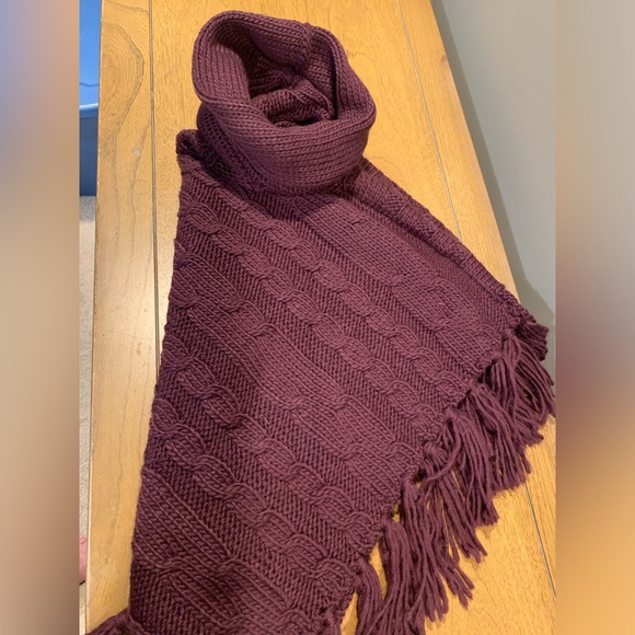 Sweater Poncho With Fringe, Beautiful Plum Color, One Size Fits Most - Picture 4 of 12